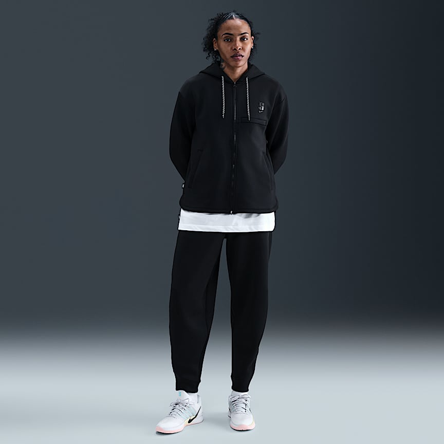 Nike One Women's Therma-FIT Oversized 1/2-Zip Fleece Top. Nike.com